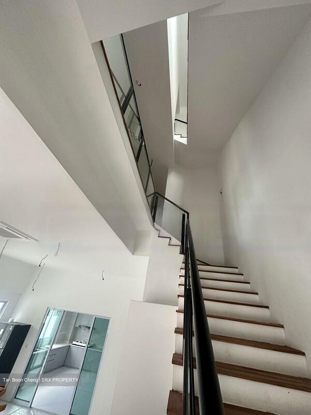 Changi Grove (D17), Semi-Detached #459563951